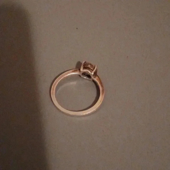 🐾Pandora Ring with 6mm cubic zirconia stone - Picture 4 of 5